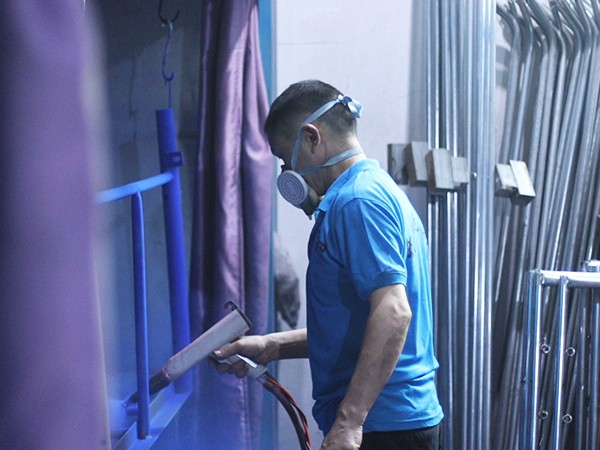 開心玩具：色彩噴涂