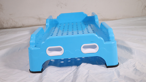 幼兒園床的尺寸多大會合適一些呢?開心玩具告訴您